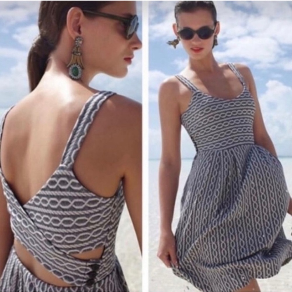 Anthropologie Postmark Rolo Crossback Gray & White Fit & Flare Dress Small